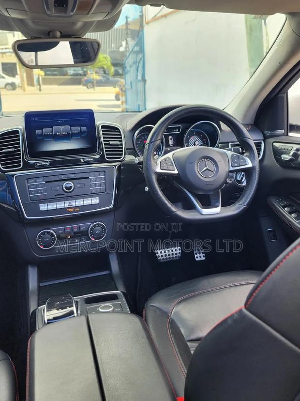 Mercedes-Benz GLE-Class GLE 350d 4MATIC 2019 Pearl