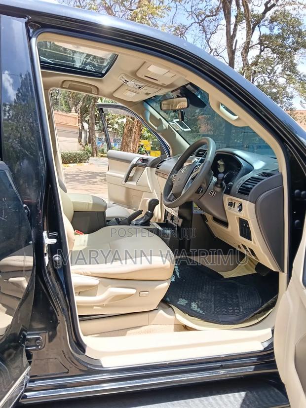 Toyota Land Cruiser Prado 2.7 2018 Black