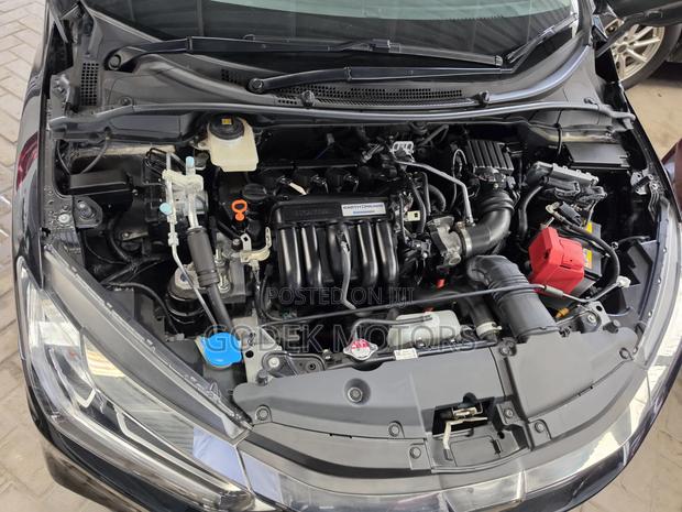Honda Grace 2019 Black