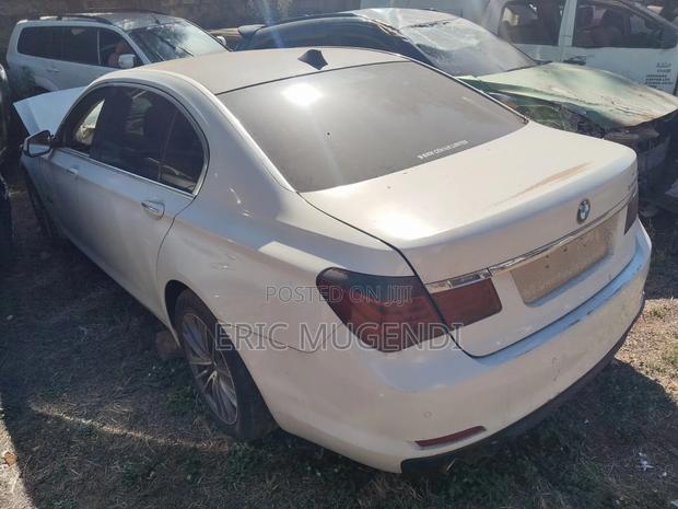 BMW 7 Series 730Li 2012 White