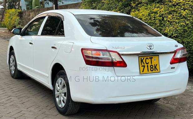 Toyota Premio 1.8 FWD 2013 Pearl