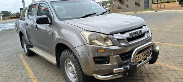 Isuzu D-MAX 2014 Gray