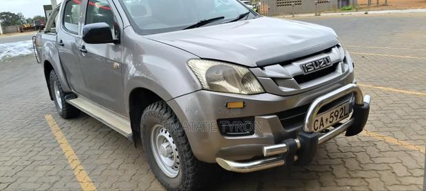 Isuzu D-MAX 2014 Gray