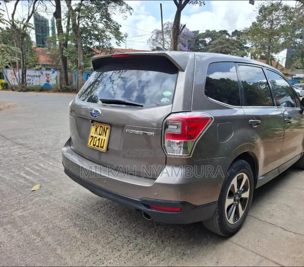 Subaru Forester 2016 Gray