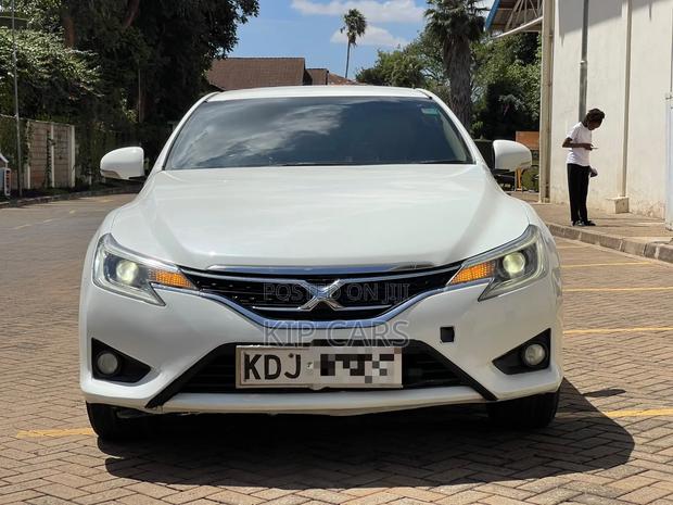 Toyota Mark X 2.5 RWD 2015 White