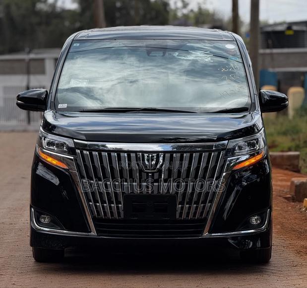 Toyota Esquire 2.0 FWD (8 seater) 2019 Black