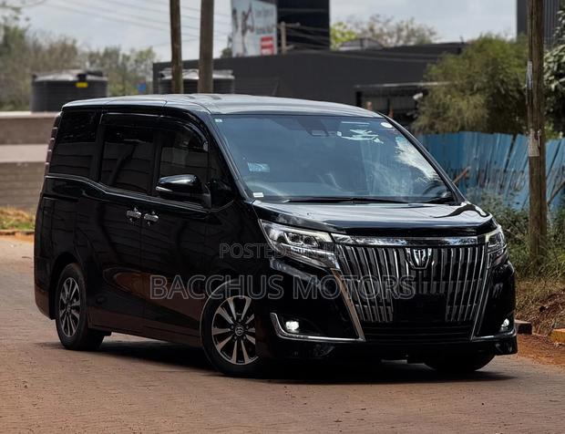 Toyota Esquire 2.0 FWD (8 seater) 2019 Black