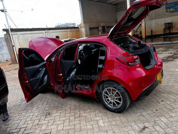 Mazda Demio 2018 Red