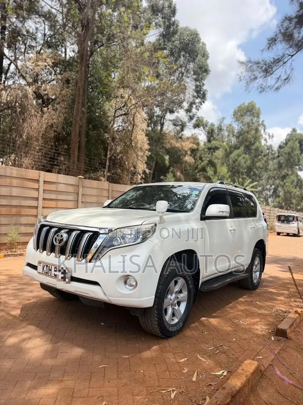 Toyota Land Cruiser Prado 2015 White