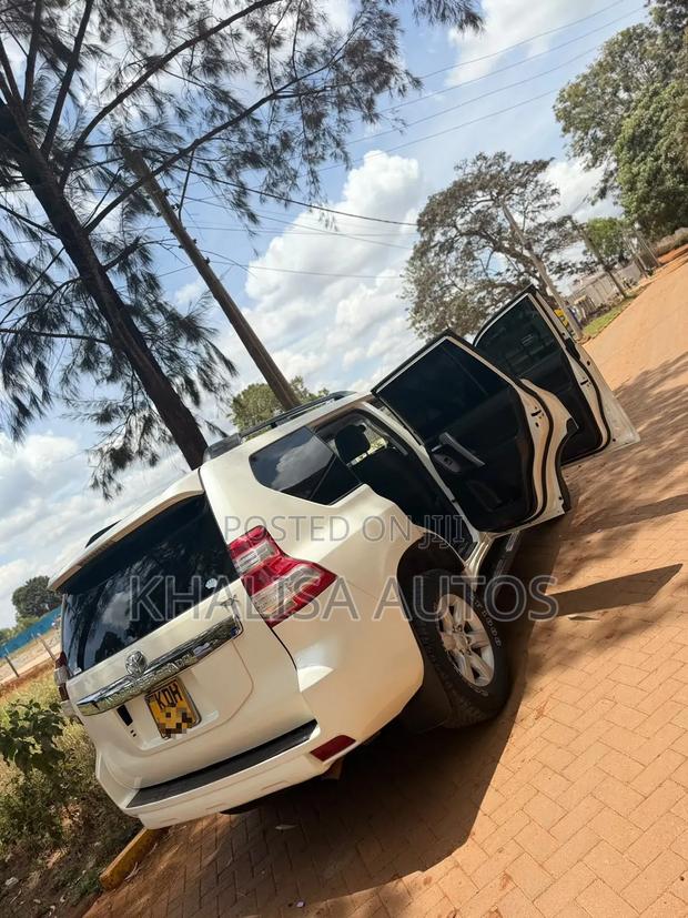 Toyota Land Cruiser Prado 2015 White