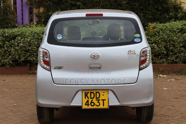 Daihatsu Mira 2014 Silver