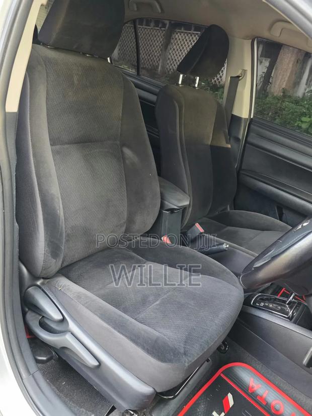 Toyota Axio 2016 Silver