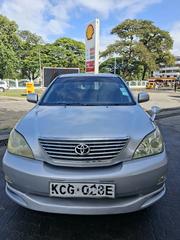 Toyota Harrier 2009 White for sale