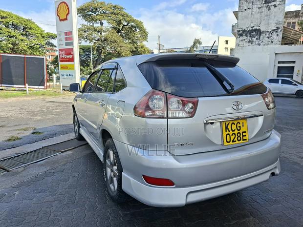 Toyota Harrier 2009 White