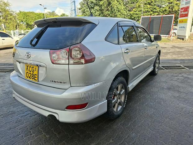 Toyota Harrier 2009 White