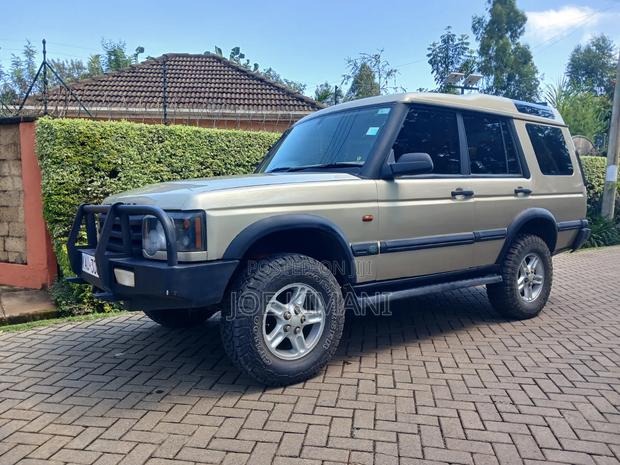 Land Rover Discovery 2005 Gold
