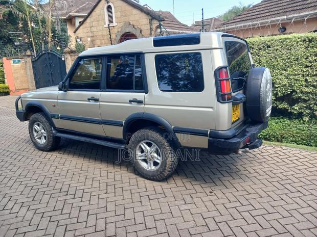 Land Rover Discovery 2005 Gold