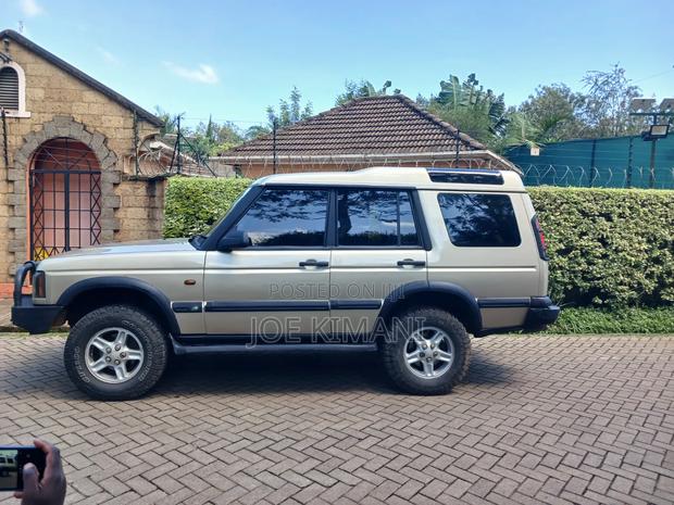 Land Rover Discovery 2005 Gold