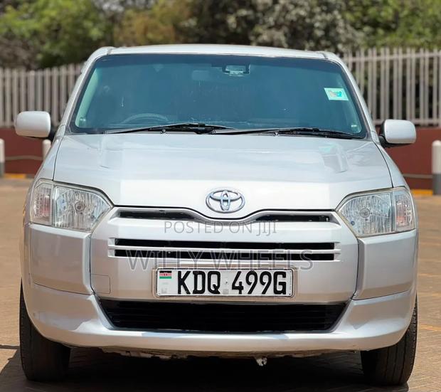 Toyota Probox 1.5 DX 2WD 2019 Silver