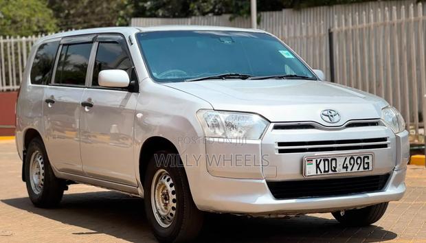 Toyota Probox 1.5 DX 2WD 2019 Silver