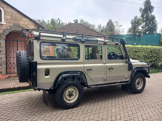Land Rover Defender 2007 Green