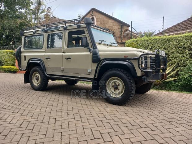 Land Rover Defender 2007 Green