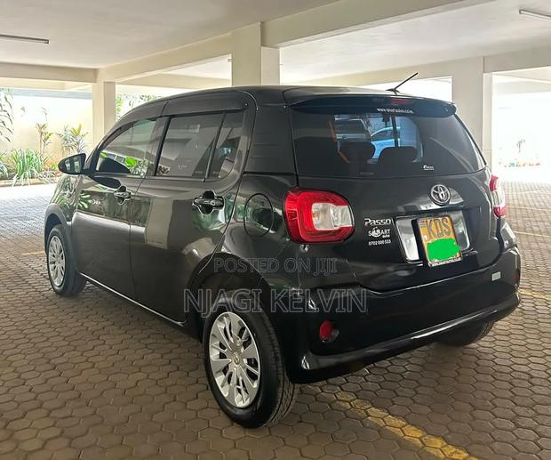 Toyota Passo 2018 Black