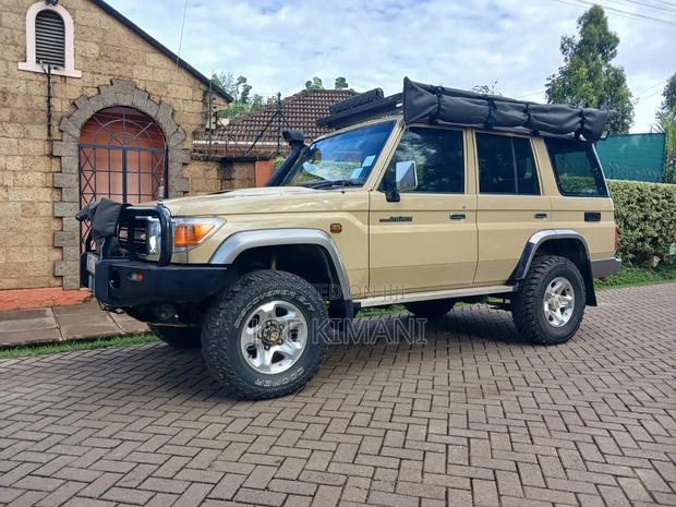 Toyota Land Cruiser 2014 Beige