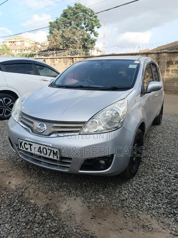Nissan Note 2012 Silver