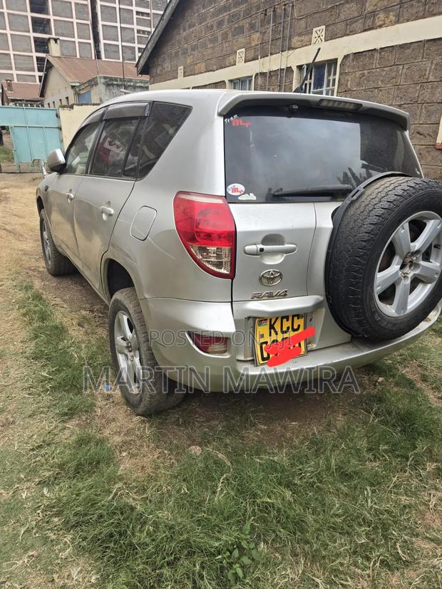 Toyota RAV4 2008 Silver