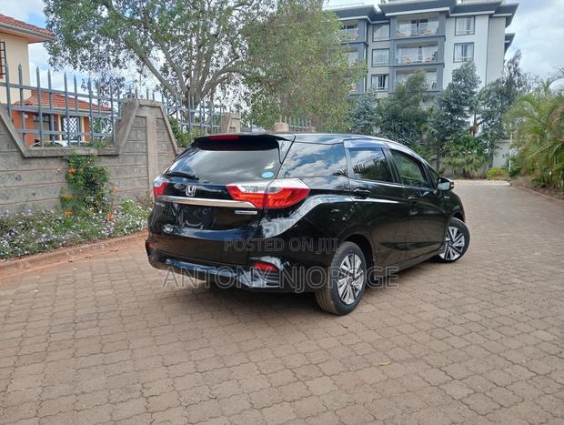 Honda Fit Shuttle 1.5 Hybrid 2WD 2019 Black