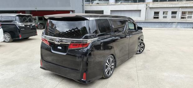 Toyota Vellfire 2019 Black