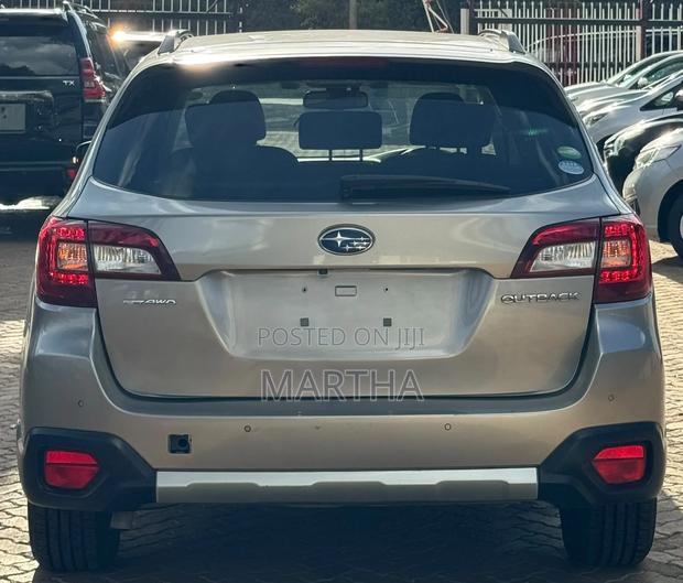 Subaru Outback 2019 Brown
