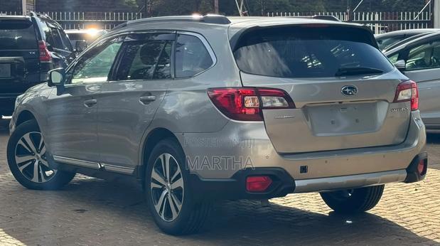 Subaru Outback 2019 Brown