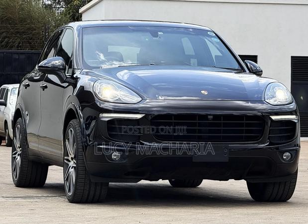 Porsche Cayenne 2018 Black