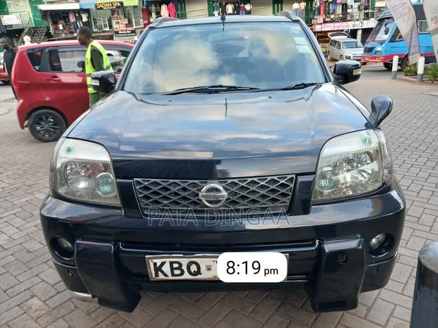 Nissan X-Trail 2.0 2006 Black