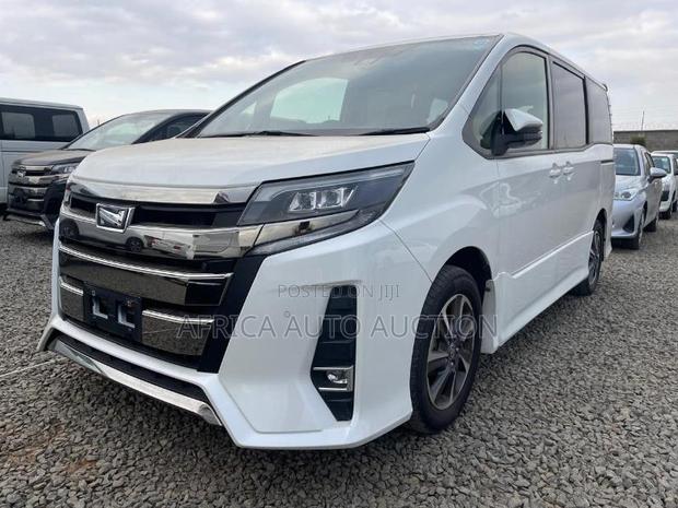 Toyota Noah 2.0 FWD (8 Seater) 2020 White