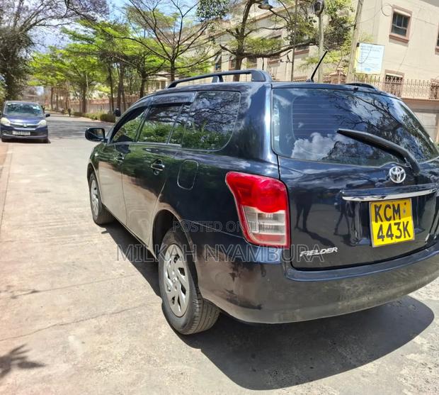Toyota Corolla Fielder 2011 Black