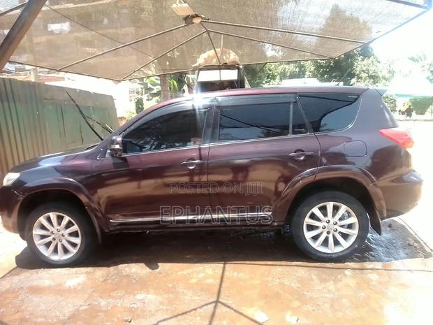 Toyota Vanguard 2011 Burgundy