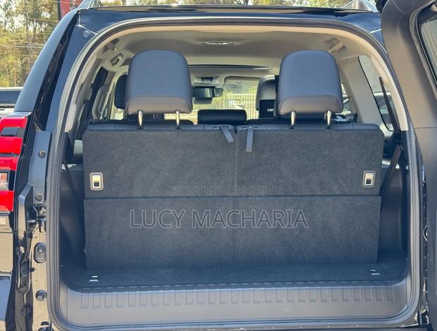 Toyota Land Cruiser Prado 2021 Black