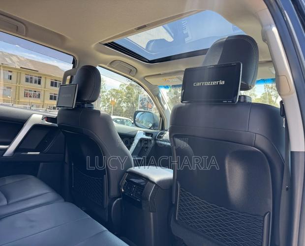 Toyota Land Cruiser Prado 2021 Black