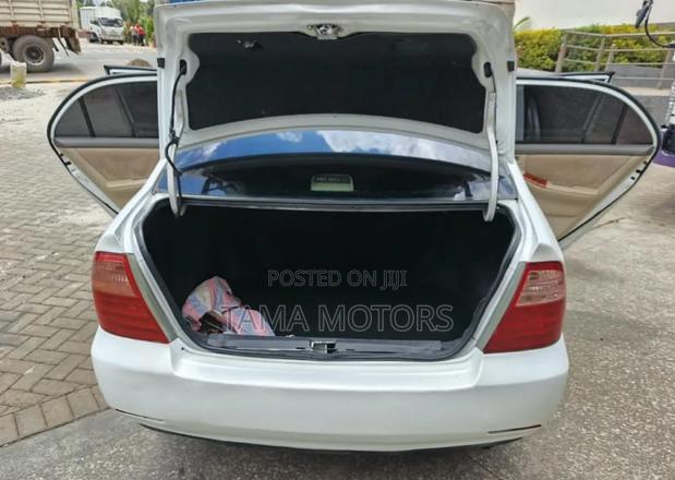 Toyota Corolla 2007 White