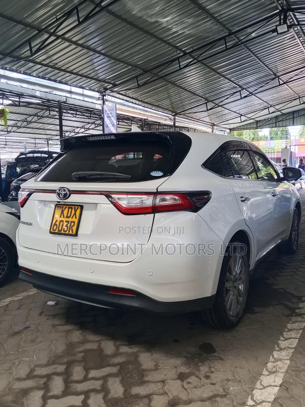 Toyota Harrier 2019 White
