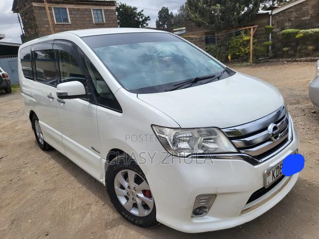 Nissan Serena 2012 White