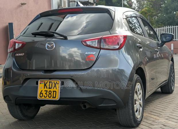 Mazda Demio 2019 Ivory