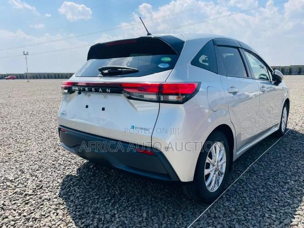 Nissan Note 1.2 Hybrid 2021 Silver