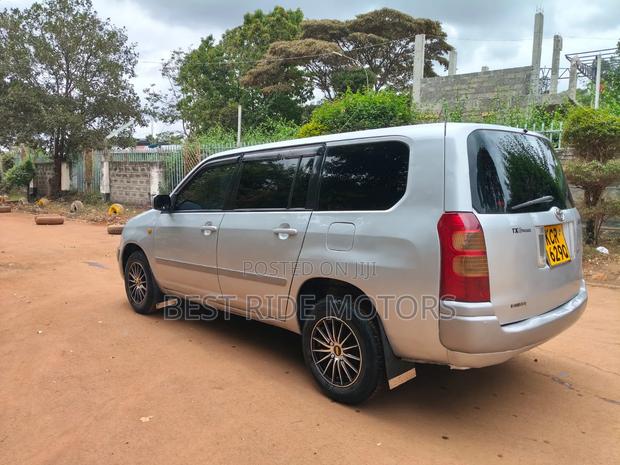 Toyota Succeed 2013 Silver