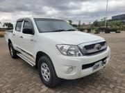 Toyota Hilux 2.5 D-4D SRX 2008 White for sale