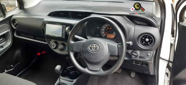 Toyota Vitz 1.0 FWD 5dr 2019 White