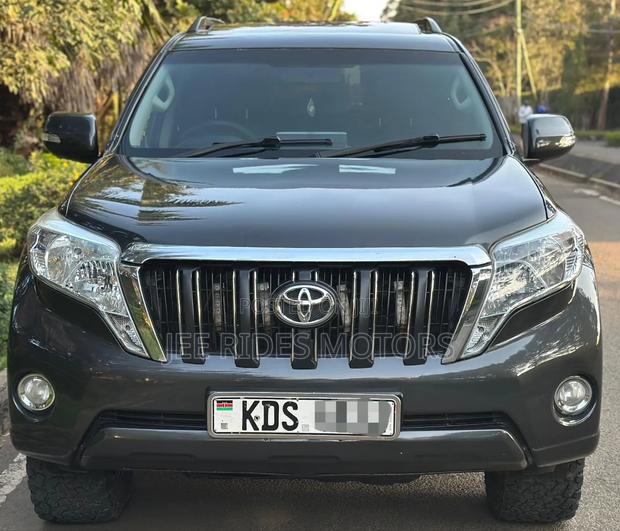Toyota Land Cruiser Prado 2016